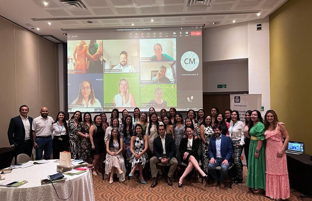 Asamblea de graduación de las Ingenieras agrónomas de Yara Colombia en el programa "Mujeres en Agronomía"
