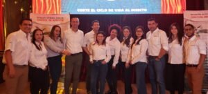 El quipo de Sumitomo en sus evento de Padan en La Chula Campestre.