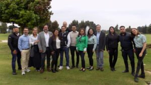 Equipo técnico de Haifa en el evento de su seminario en el Club Pueblo Viejo.