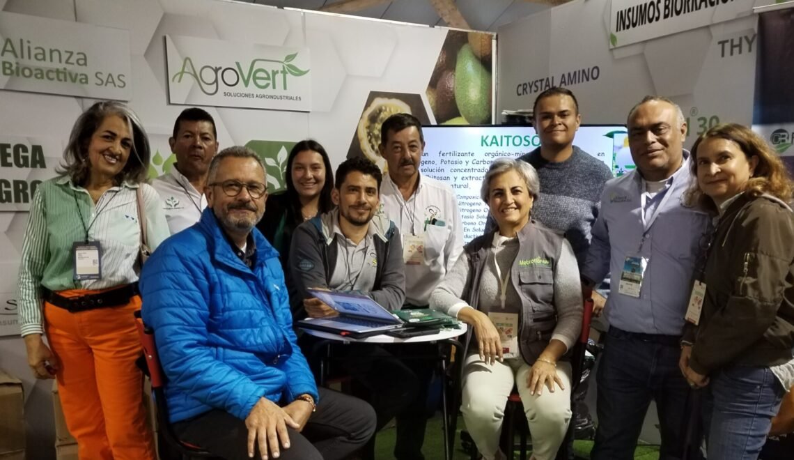 Equipo Metroflor con Alianza Bioactiva SAS en AgroExpo 2023