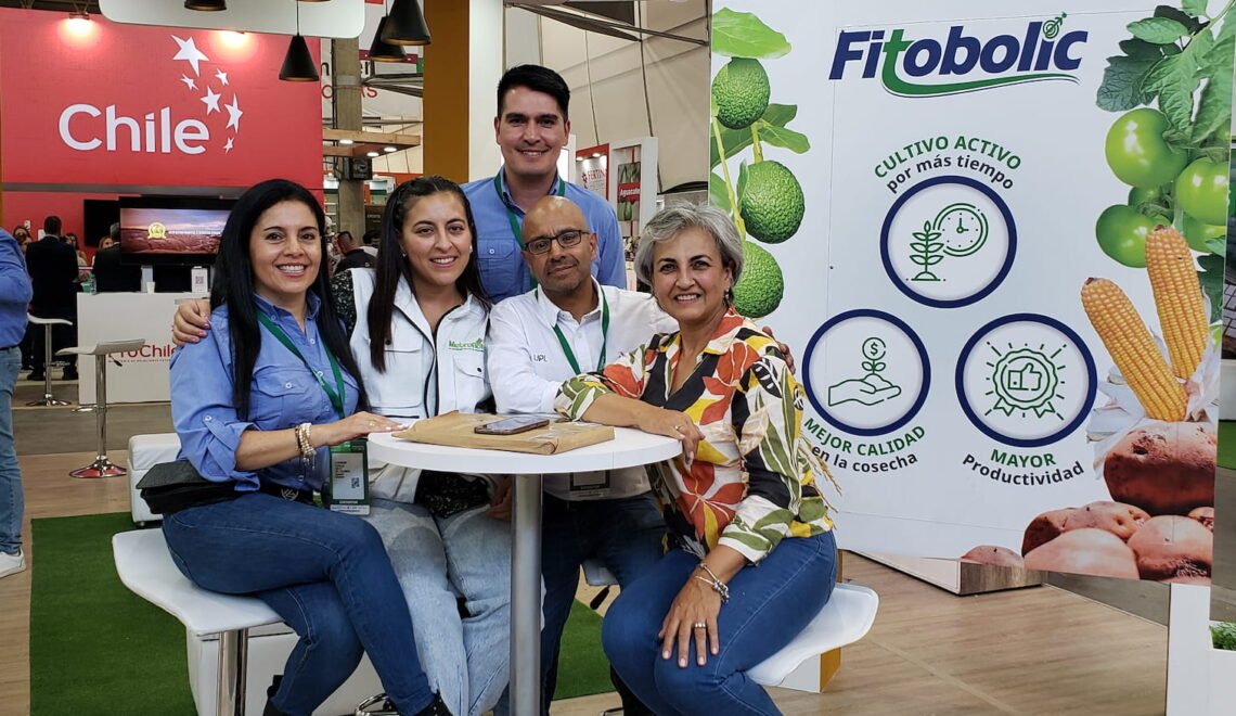 Equipo Metroflor y UPL en Expoagrofuturo en Medellín 2023