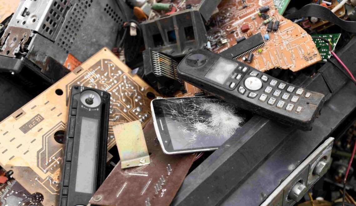 Celulares, teléfonos y demás desechos tecnológicos